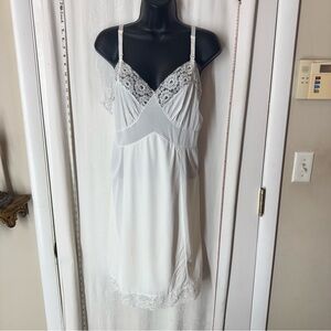 Vintage Aristocraft Full White Slip with Lace